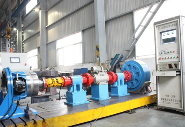 Gearbox testing equipment for final quality inspection